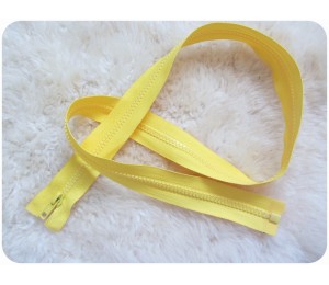 Reißverschluss aus Kunststoff 5mm trennbar 85cm -Gelb